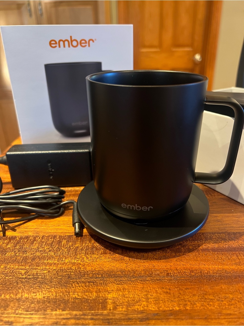 NIB Ember Mug 2 Temperature Control Smart Mug 10oz Black